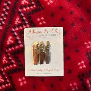 Far Fetched Friends Sisters 3 Women Hearts Love BFFs Signed Pin Brooch Gift